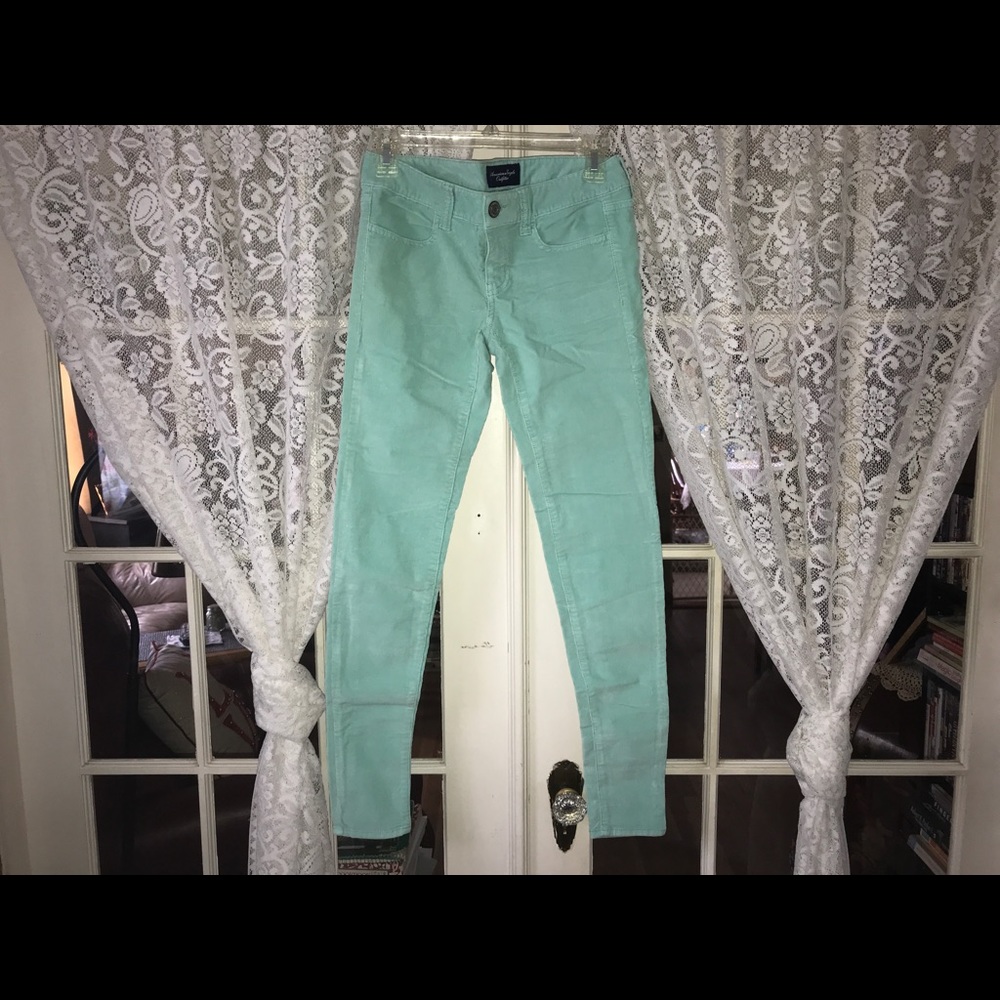 American Eagle Mint Green Jeggings. Size 0.